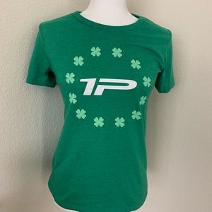 New 1st Phorm green tee shirt